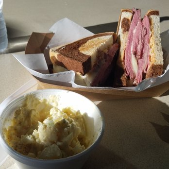 Gigi's Cafe - Gigistrami - Breakfast & Brunch Near Me - Burlingame, California Gigi's Cafe - Gigistrami - Breakfast & Brunch Near Me - Burlingame, California