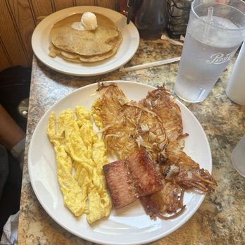 The Original Louis’ Cafe - Scrambled eggs with kielbasa and pancakes. - Greek Near Me - Superior, Wisconsin