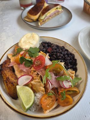 Tico's Cafetería by null