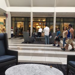 Banana Republic