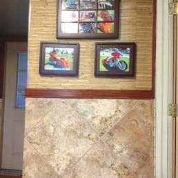Front waiting room. Front waiting room.