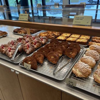D'avant Bakery - Bakeries Near Me - Ridgefield, New Jersey