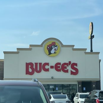 Buc-ee's - Gas Stations Near Me - Calhoun, Georgia