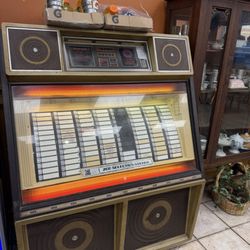 Lox Stocked Bageled - Old school vibes