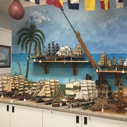 The Treasure Box - Beautiful wall painting and ships