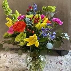 Bonnie's Florist & Greenhouse