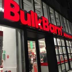 Bulk Barn - Shop front