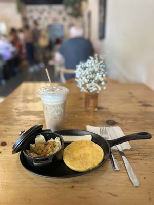 Bolivar Coffee by null
