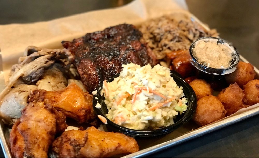 THE FISHIN’ PIG 498 Photos & 206 Reviews 119 W 25th St, Norfolk, VA