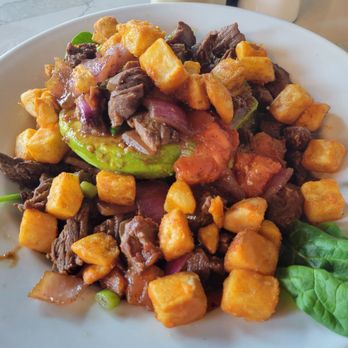 Bistro Cafe - Lomo saltado avocado relleno - Breakfast & Brunch Near Me - Miami, Florida