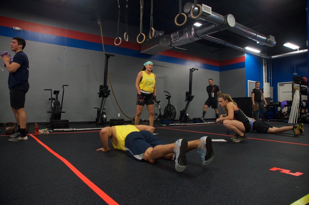 CrossFit Doulos Logo