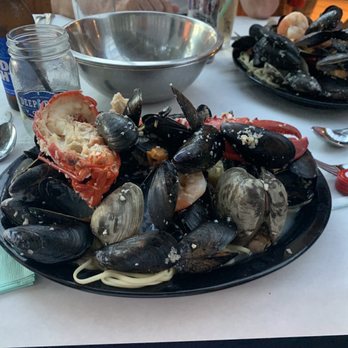 Front Street Station - Seafood over linguine with garlic wine sauce - American Near Me - Greenport, New York