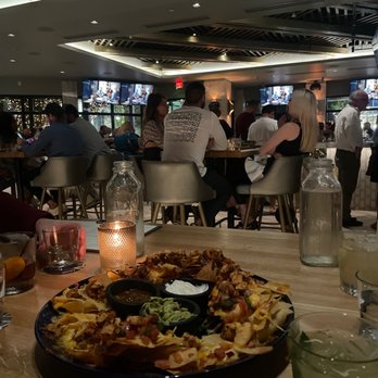 Moxies - Nachos - Lounges Near Me - Miami, Florida Moxies - Nachos - Lounges Near Me - Miami, Florida