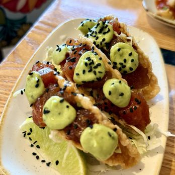 Monkeypod Kitchen - Poke tacos - SOOO good - New American Near Me - Lahaina, Hawaii