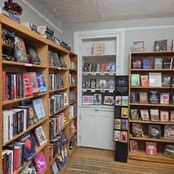 Four Seasons Books