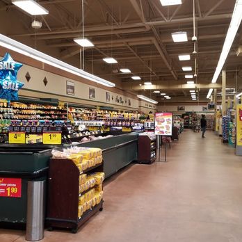 Kroger - the inside of a grocery store - Grocery Near Me - Vicksburg, Mississippi