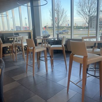 Thorn Restaurant & Lounge - Dining area - Lounges Near Me - Rosemont, Illinois Thorn Restaurant & Lounge - Dining area - Lounges Near Me - Rosemont, Illinois