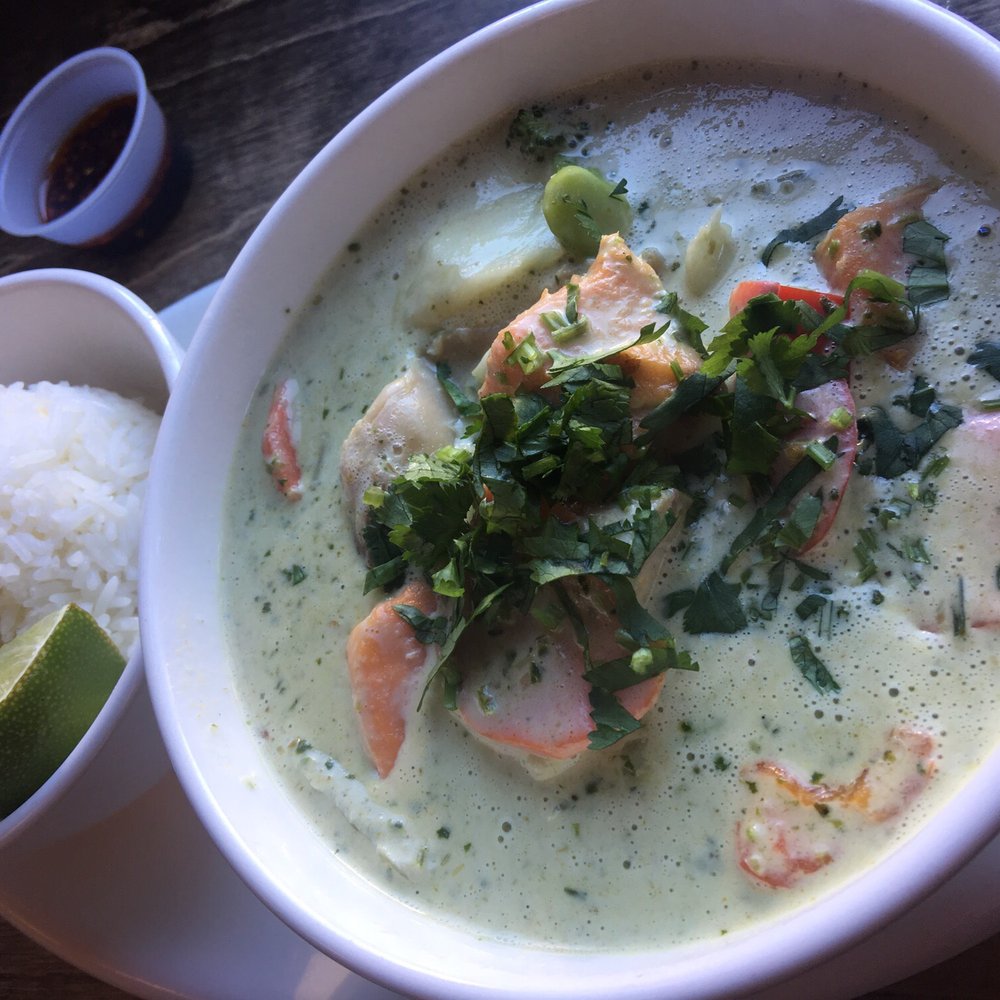 Foo - Green coconut curry - Asian Fusion Near Me - Victoria, British Columbia