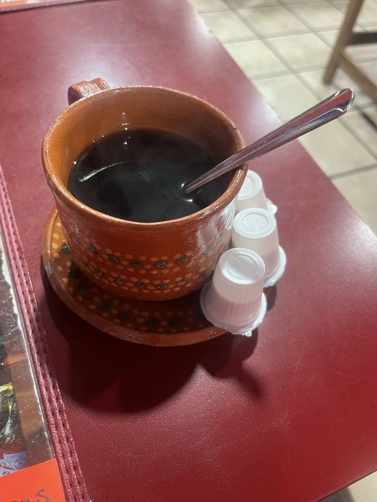 Los Autenticos Nopalitos