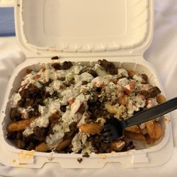 Aloha Smash Burger - Waikiki - Loco fries 100/10 an entire meal itself