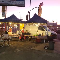 Tacos La Poblana Estilo Tijuana
