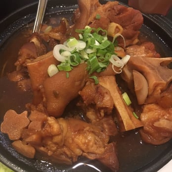 A+ Hong Kong Kitchen - pork hock with bean saucesauceb in stone pot! Sooooo good! - Cantonese Near Me - Seattle, Washington