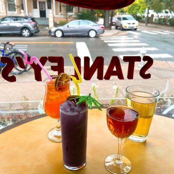 Stanley's - Cocktails - Sandwiches Near Me - Richmond, Virginia