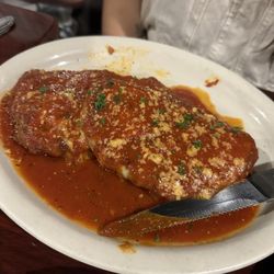 Fratelli's Restaurant - Chicken Parmigiana