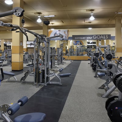 24 Hour Fitness by null
