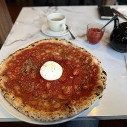 Theo’s - Marinara pizza + extra Burrata