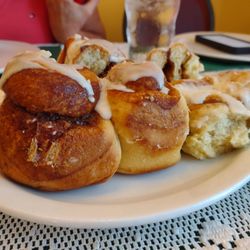 Wittmond Hotel Restaurant - Cinnamon rolls