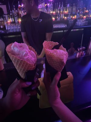 We All Scream by null