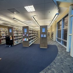 Jacksonville Public Library - Argyle Branch - Book area