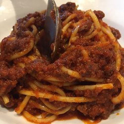 Dom's Bistro - Spaghetti Bolognese
