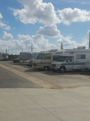 SIERRA STORAGE - Updated October 2025 - 16 Reviews - 2785 Santa Fe Ave ...