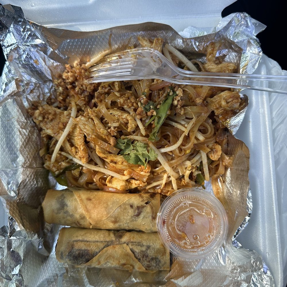Surin Thai Eatery - L9. Pad Thai Lunch Special - Thai Near Me - Simi Valley, California Surin Thai Eatery - L9. Pad Thai Lunch Special - Thai Near Me - Simi Valley, California
