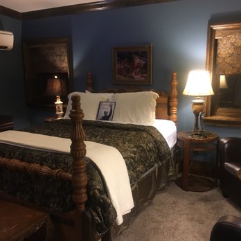 Symphony Hotel & Restaurant - Hotels Near Me - Cincinnati, Ohio Symphony Hotel & Restaurant - Hotels Near Me - Cincinnati, Ohio