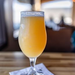 Thorn Street Hazy IPA 7%ABV - Thorn Brewing , San Diego, CA ($9/16oz) Thorn Street Hazy IPA 7%ABV - Thorn Brewing , San Diego, CA ($9/16oz)
