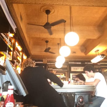Le Valois - French Near Me - Paris, 75