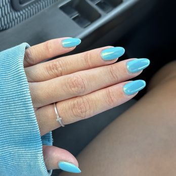 Bee Shine Nail Bar - Nail Technicians Near Me - Aliso Viejo, California