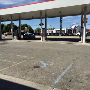 Speedway - View of the pumps from the store, facing northeast. - Convenience Stores Near Me - Cheboygan, Michigan Speedway - View of the pumps from the store, facing northeast. - Convenience Stores Near Me - Cheboygan, Michigan