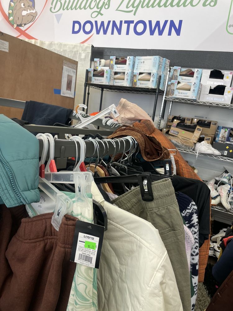 BULLDOG LIQUIDATORS 16 Photos & 18 Reviews 2201 N Meridian St