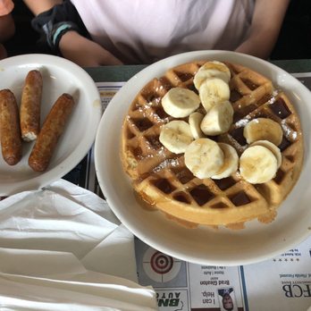 Metro Diner - Belgium waffles with bananas and turkey sausage links - American Near Me - St. Augustine, Florida