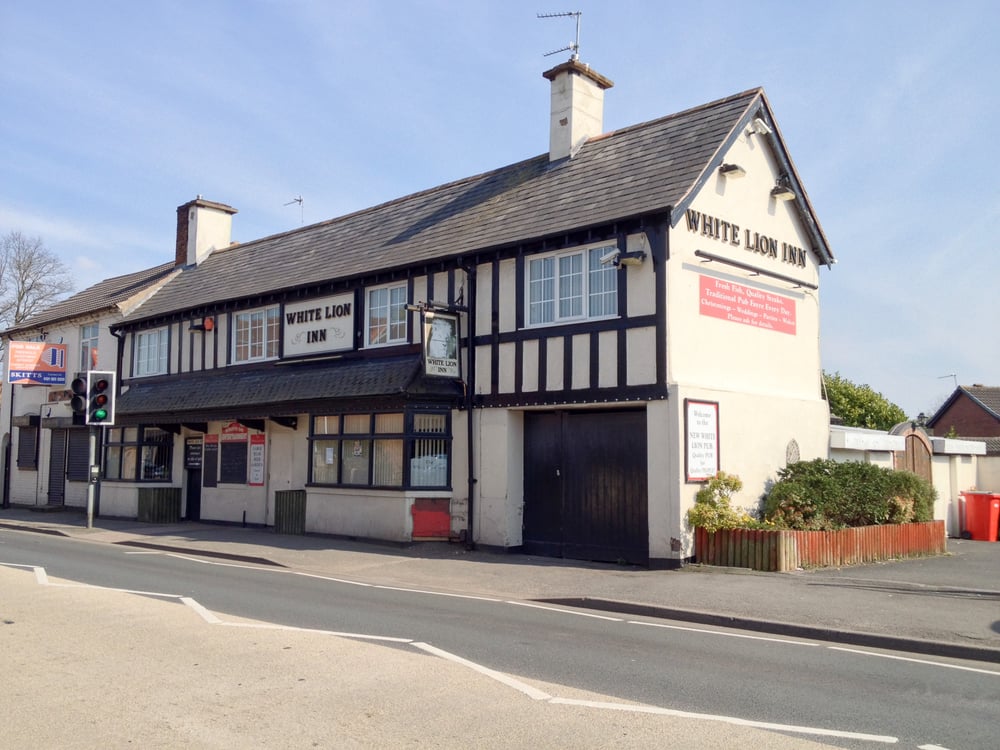 THE WHITE LION Updated October 2024 103 Bilston Street, Sedgley