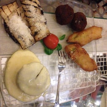 La Rava e La Fava - Antipasti misti, spettacolari! - Piemonte Near Me - Milan, Michigan La Rava e La Fava - Antipasti misti, spettacolari! - Piemonte Near Me - Milan, Michigan