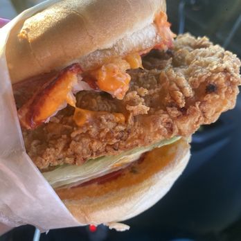 The Rex Burger & Lobster - Crispy Chicken Sandwich + lobster - American Near Me - Mineola, New York The Rex Burger & Lobster - Crispy Chicken Sandwich + lobster - American Near Me - Mineola, New York