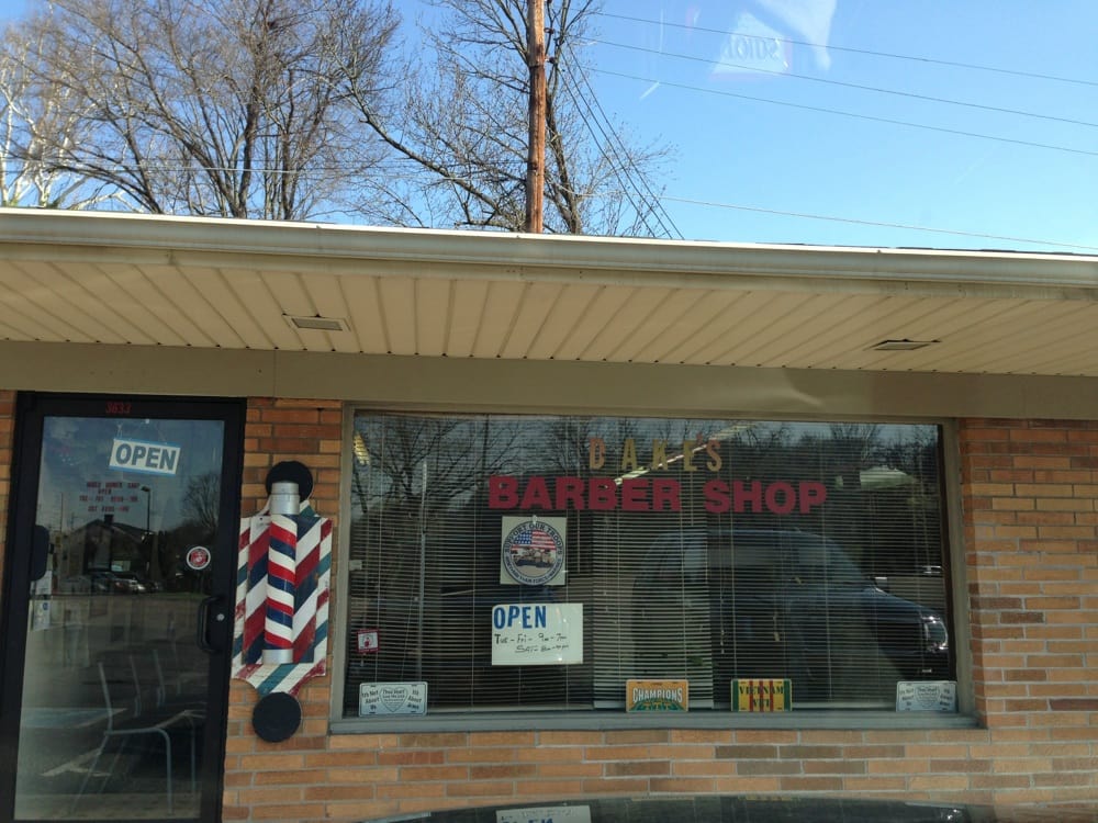 Dake's Barber Shop Logo
