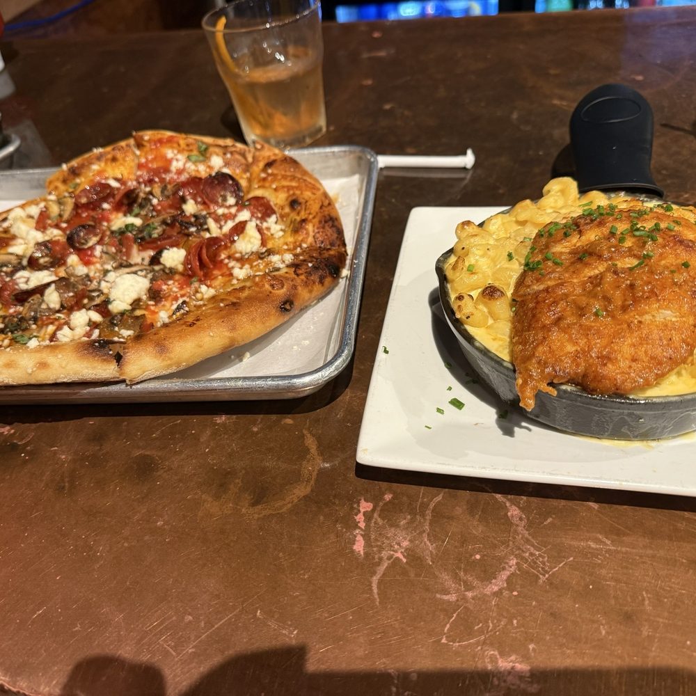 The Stillery - Mac & Cheese with Hot Chicken and Sticky Sweet Pie - New American Near Me - Nashville, Tennessee The Stillery - Mac & Cheese with Hot Chicken and Sticky Sweet Pie - New American Near Me - Nashville, Tennessee