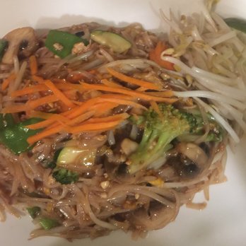 SaiMai Thai Restaurant - Pad thai w/veggies. - Thai Near Me - Chicago, Illinois SaiMai Thai Restaurant - Pad thai w/veggies. - Thai Near Me - Chicago, Illinois