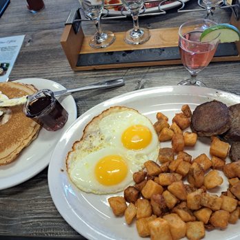 Biscuits Cafe - Breakfast & Brunch Near Me - Glendale, Arizona